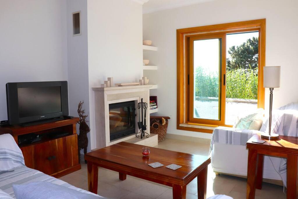 Sea Breeze House Ericeira - Ribeira Dilhas Beach Dış mekan fotoğraf